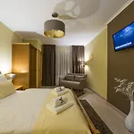 Wellness Mery 3* Πόπραντ