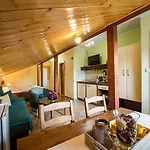 Wellness Mery 3* Πόπραντ