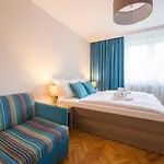Πανσιόν Wellness Mery 3*